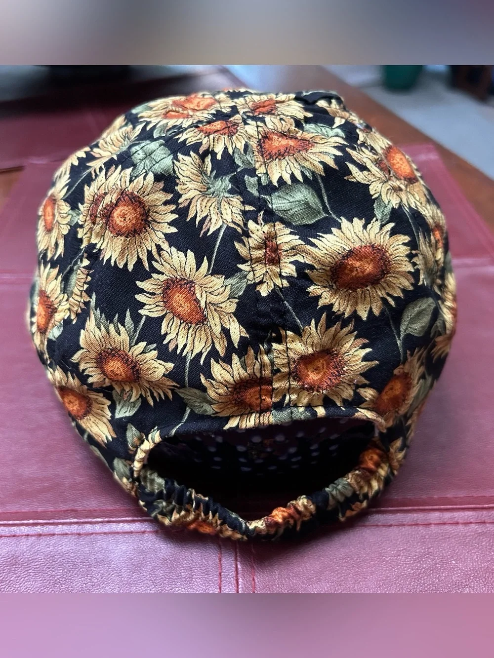 Women’s Dorfman-Pacific Sunflower Print  Cap - Black/Yellow. Soft, head forming.